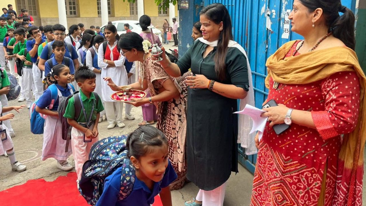 Delhi School Govt Office Leave