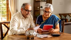 Senior Citizen FD: முதியவர்களுக்கு எந்த வங்கியில் அதிக FD வட்டி? 2026 டாப் வங்கிகள் பட்டியல்!