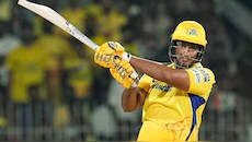 தூபே CSK அணியை விட்டு போகவே மாட்டார்... காரணம் இதுதான்...