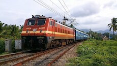 கோவை பயணிகளுக்கு குட் நியூஸ்.. போத்தனூர் - பரவுனி சிறப்பு ரயில் அறிவிப்பு!