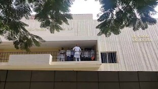 ரஜினிகாந்த் திருமண மண்டபம் இடிக்கப்படுகிறதா? மகள் சௌந்தர்யா சொன்ன விஷயம்!