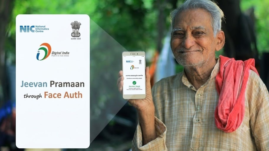 Explainer: ஓய்வூதியதாரர்கள் வீட்டில் இருந்தபடியே ஆயுள் சான்றிதழை சமர்ப்பிப்பது எப்படி?