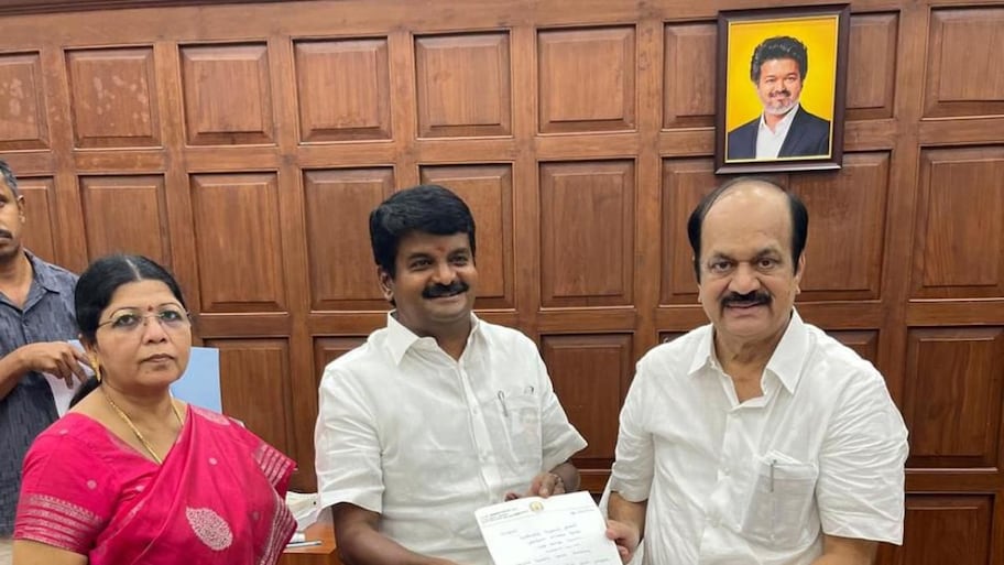 அதிமுகவில் இருந்து தவெக-வுக்கு தாவிய 6 எம்.எல்.ஏ-க்கள் வழக்கு.. இன்று முக்கிய தீர்ப்பு
