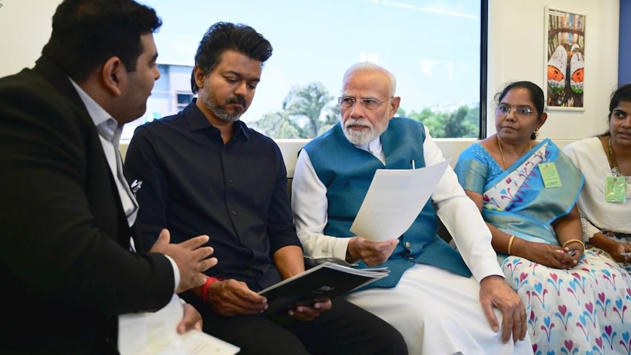 மெட்ரோ ரயில் பயணத்தின் போது..பிரதமர் மோடி பேசியது என்ன? வெளியான தகவல்!