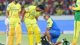 மீண்டும் காயத்தில் சிக்கிய CSK வீரர்... பட்ட இடத்திலேயே படுது... என்னாச்சு?
