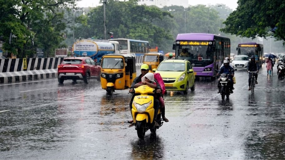 வடகிழக்கு பருவமழை: நாளை (அக்டோபர் 17) சென்னை மற்றும் 25 மாவட்டங்களுக்கு கனமழை எச்சரிக்கை