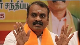 பாலிவுட் நடிகைக்கு அனுப்பிய 'அந்த' மெசேஜ்.. போட்டு கொடுத்த அதிகாரிகள்.. எல்.முருகன் ராஜினாமா பின்னணி!
