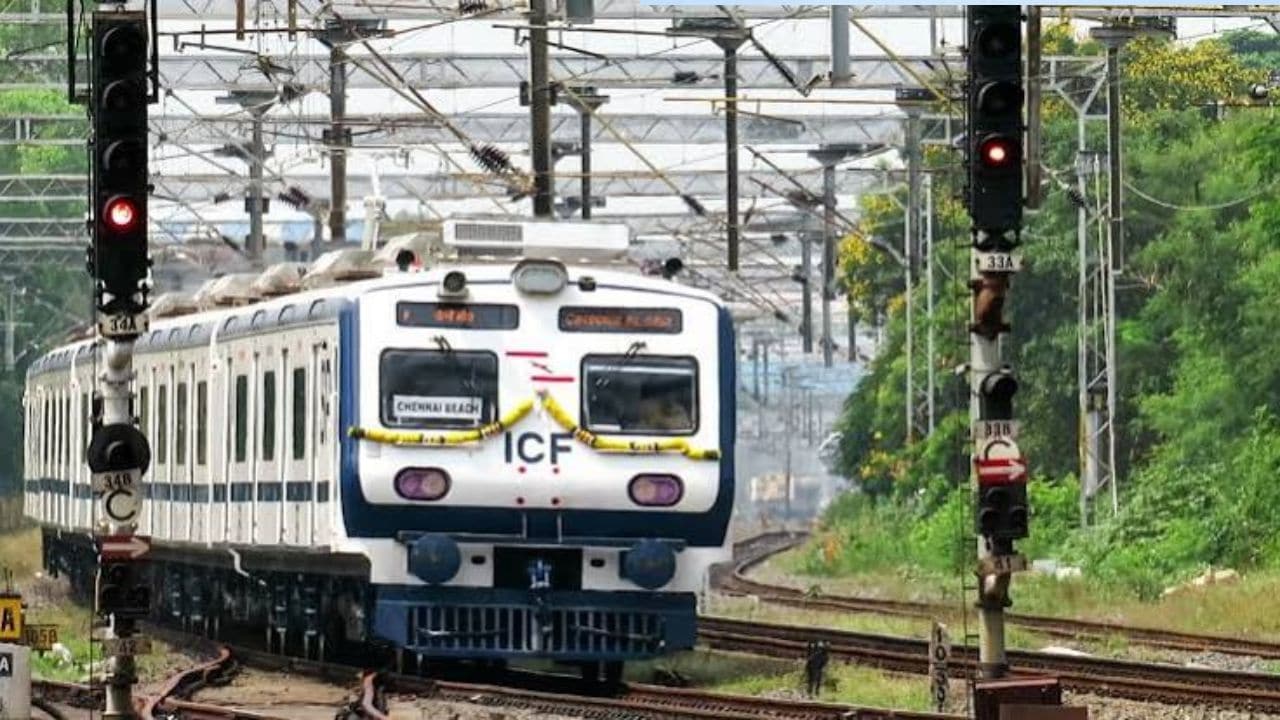 Arakonam Ac Emu Train