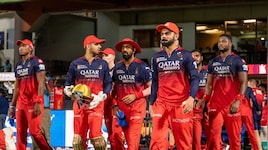 RCB செய்யப்போகும் அதிரடி மாற்றம்.. 7 வீரர்களை விடுவிக்க திட்டம்? அடுத்த கேப்டன் இவர்தான்!