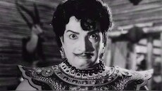 நடிகர் நம்பியாரின் நிறைவேறாத கடைசி ஆசைகள்! வில்லனின் இன்னொரு முகம்!